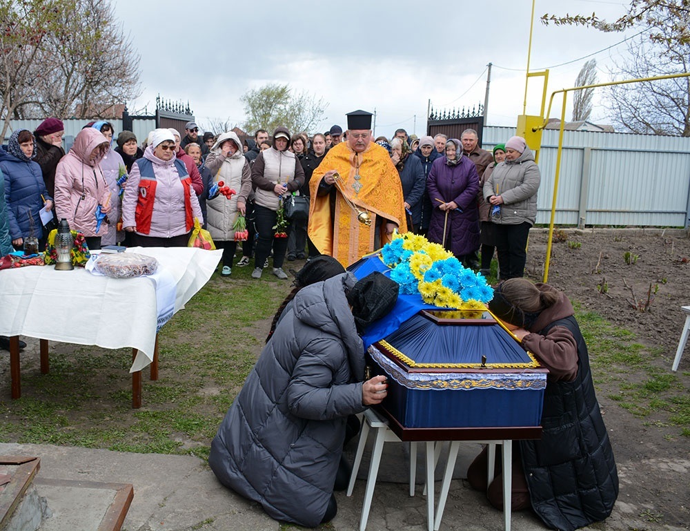 У Слободі провели в останню путь воїна Миколу Малахова - 3