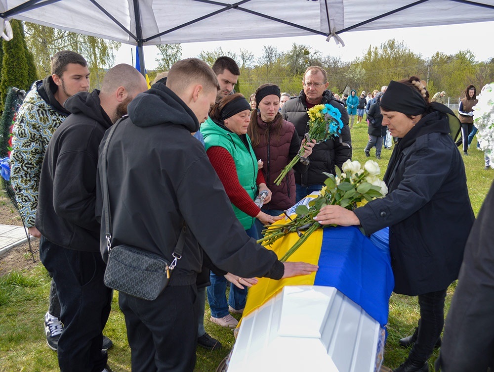 В Демівщині провели в останню путь воїна Василя Бабія - 4