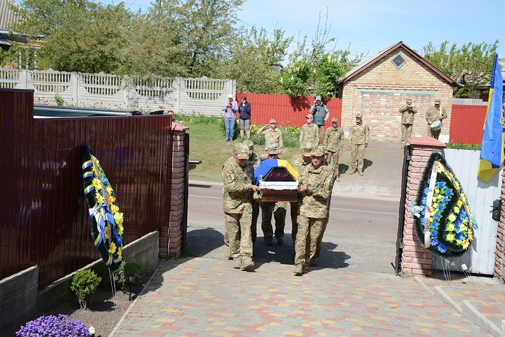 У Кагарлику провели в останню путь воїна Віктора Сірика