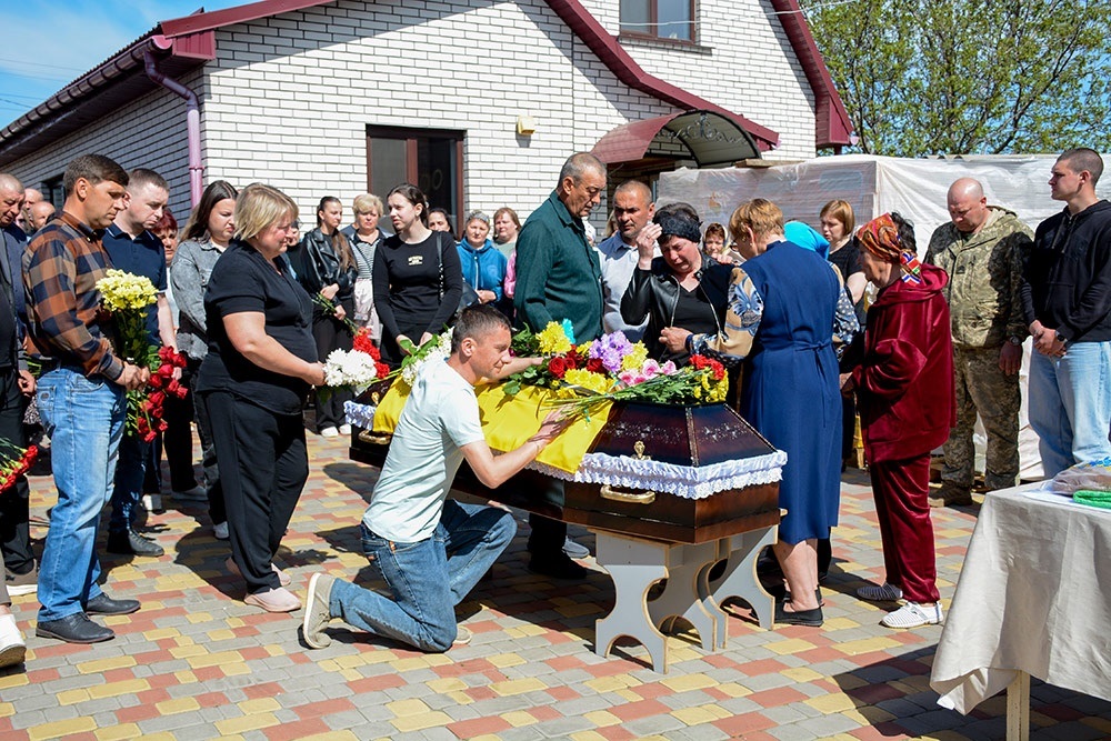 У Кагарлику провели в останню путь воїна Віктора Сірика - 5