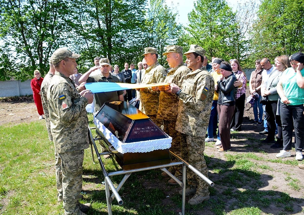 У Кагарлику провели в останню путь воїна Віктора Сірика - 22