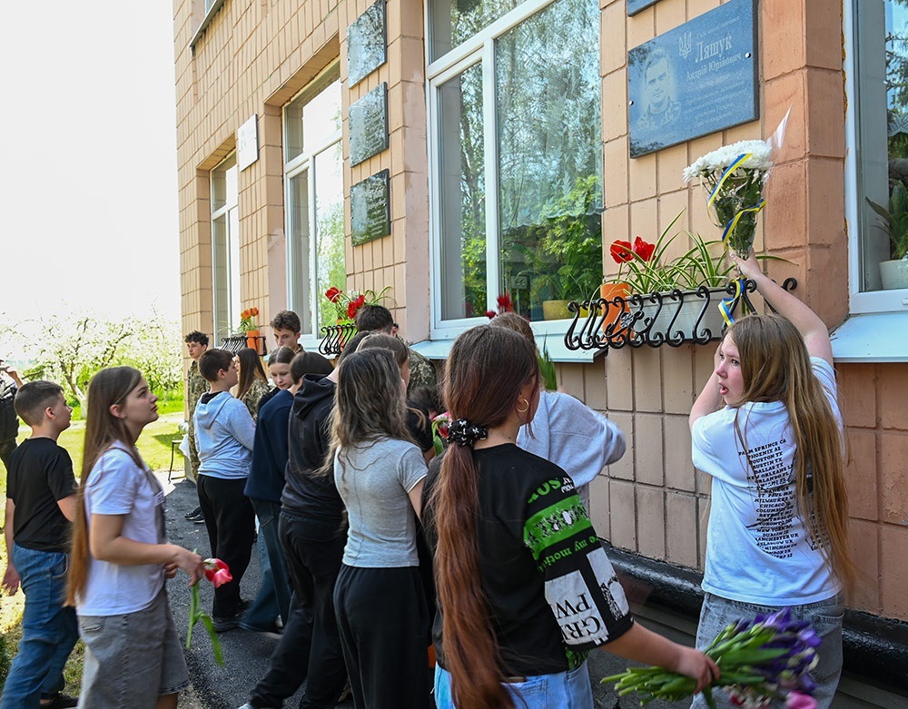 Відкриття меморіальних дошок загиблим воїнам-випускникам в Кагарлицькому ліцеї №2 - 8