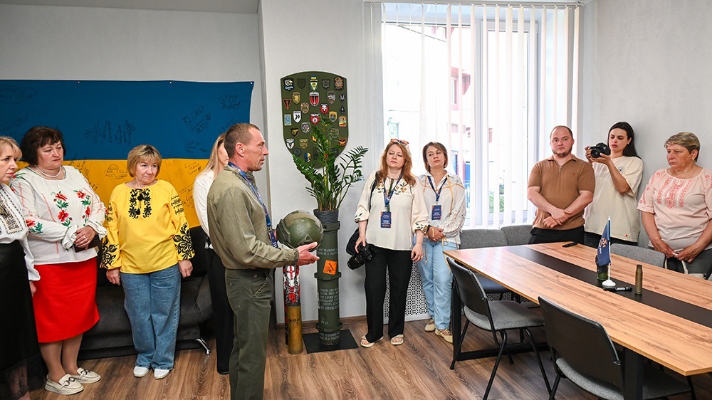 Із "Ветеранським простором" гостей заходу знайомить Олександр Мозговий