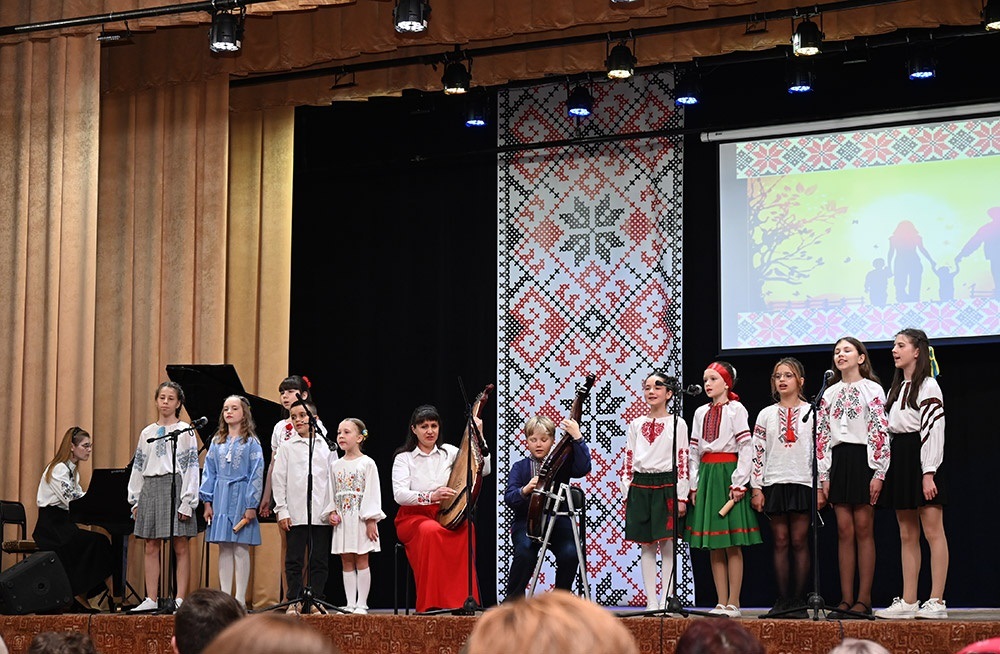 «Серце, вишите любов’ю»: у Кагарлику відбувся звітний концерт школи мистецтв