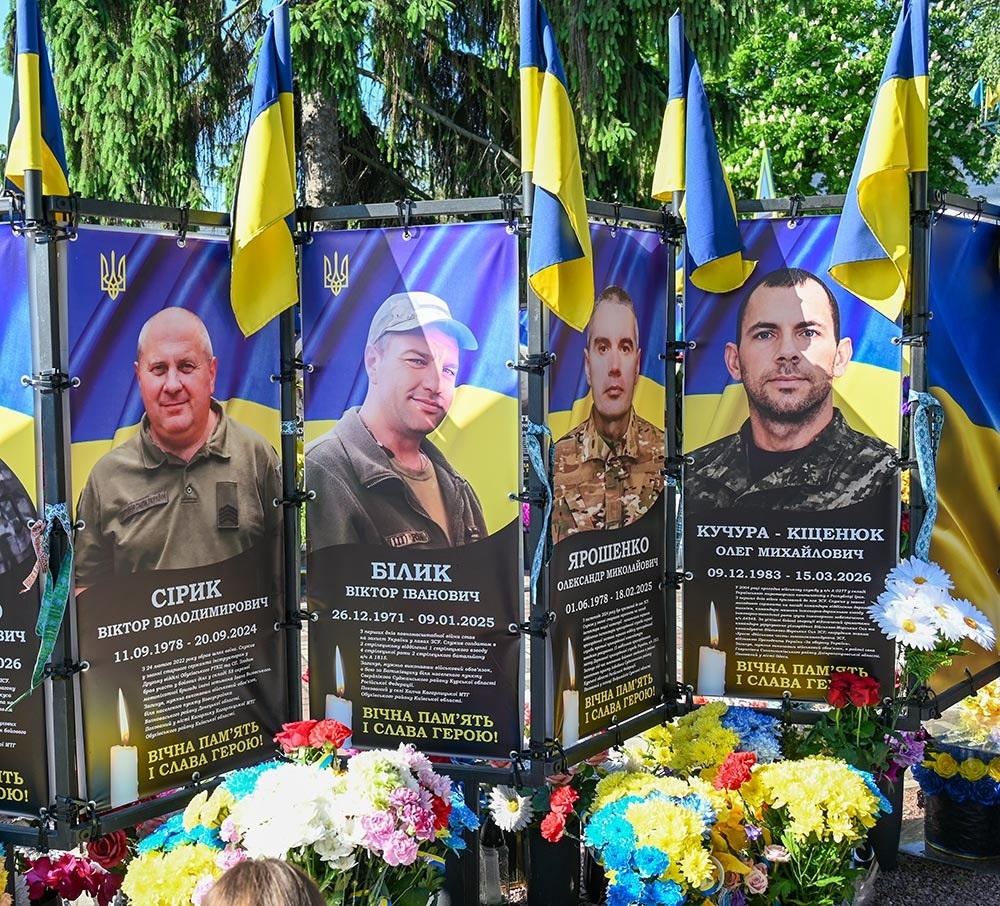 Пам'ятні знаки Віктору Білику, Олегу Кучурі-Кіценюку, Віктору Сірику та Олександру Ярошенку в Кагарлику