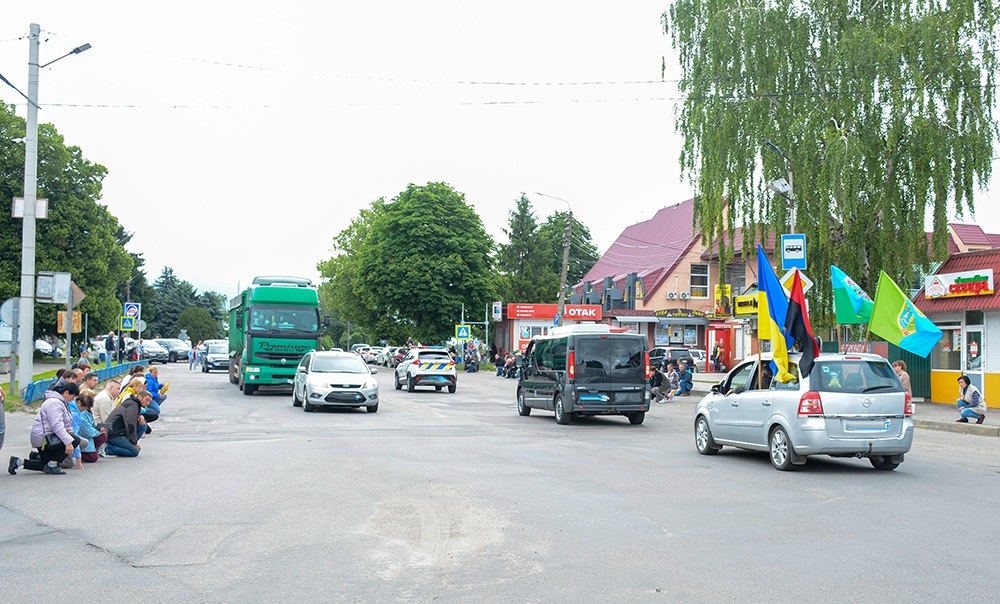 Кагарлик прощається із воїном Олександром Мірошником - 3
