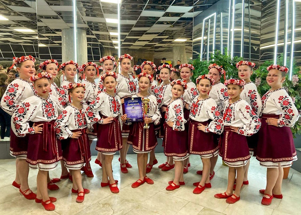 Середня група хореографічного колективу "Мрія" Кагарлицького центру творчості на конкурсі SVITLOFEST в Києві