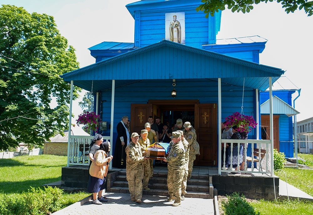 У Кадомці провели в останню путь воїна Сергія Кононенка - 23