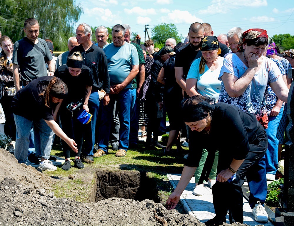У Кадомці провели в останню путь воїна Сергія Кононенка - 36