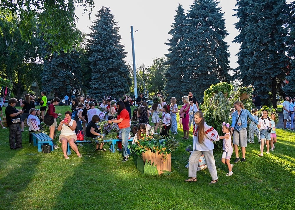 Святкування Купальського вечора на площі біля МЦКД у Кагарлику