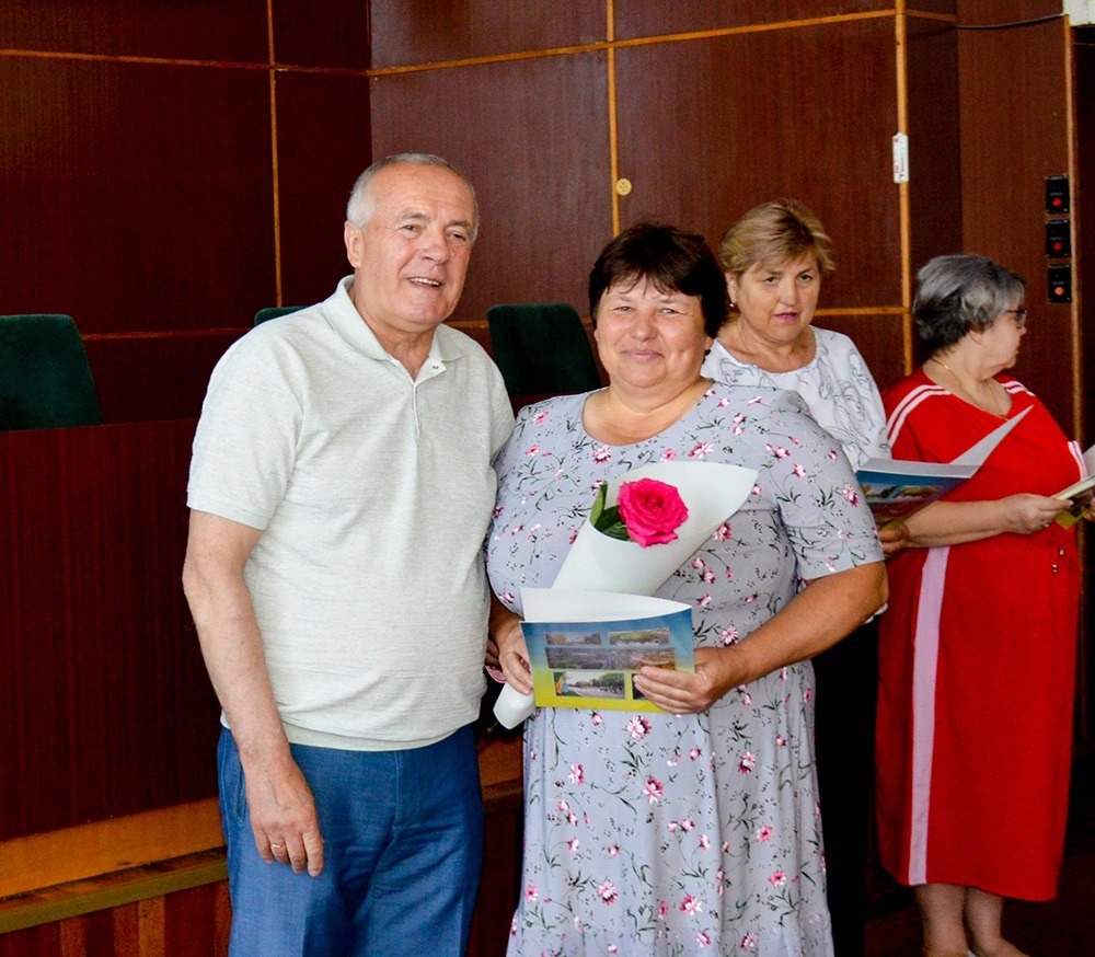 За сумлінну працю та відданість справі: у Кагарлику відзначили держслужбовців