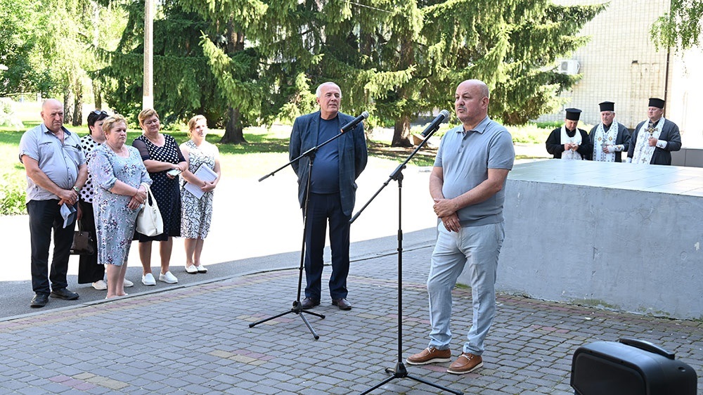 Урочисте відкриття меморіальної дошки Василю Мамію в Кагарлику: слово каже Віталій Карлюк