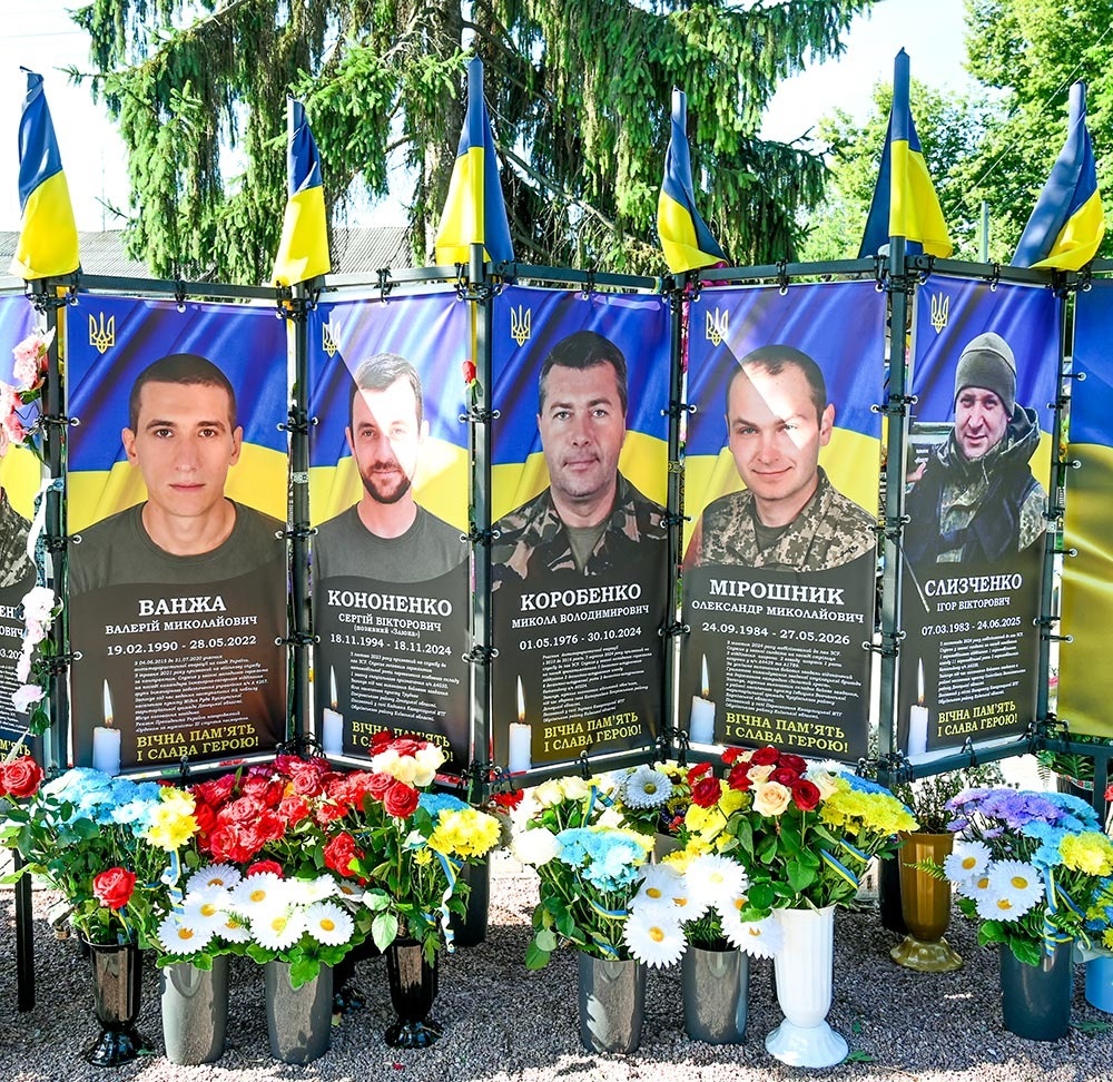 Урочисте відкриття п'яти нових меморіальних банерів на Алеї Слави Героїв у Кагарлику - 5