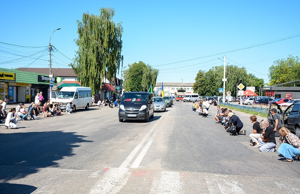 Кагарлик прощається із воїном Олександром Донченком - 2