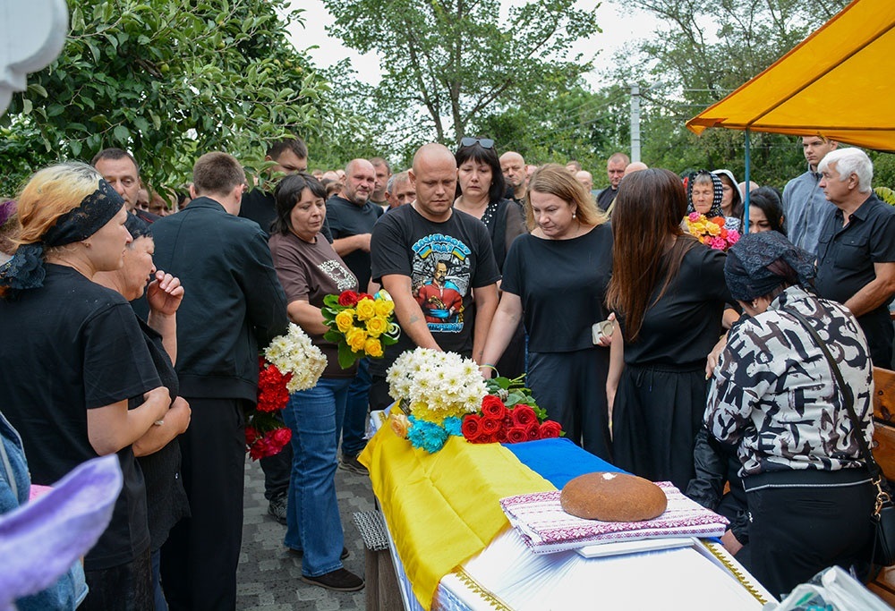 У Кагарлику провели в останню путь воїна Володимира Березнюка - 6