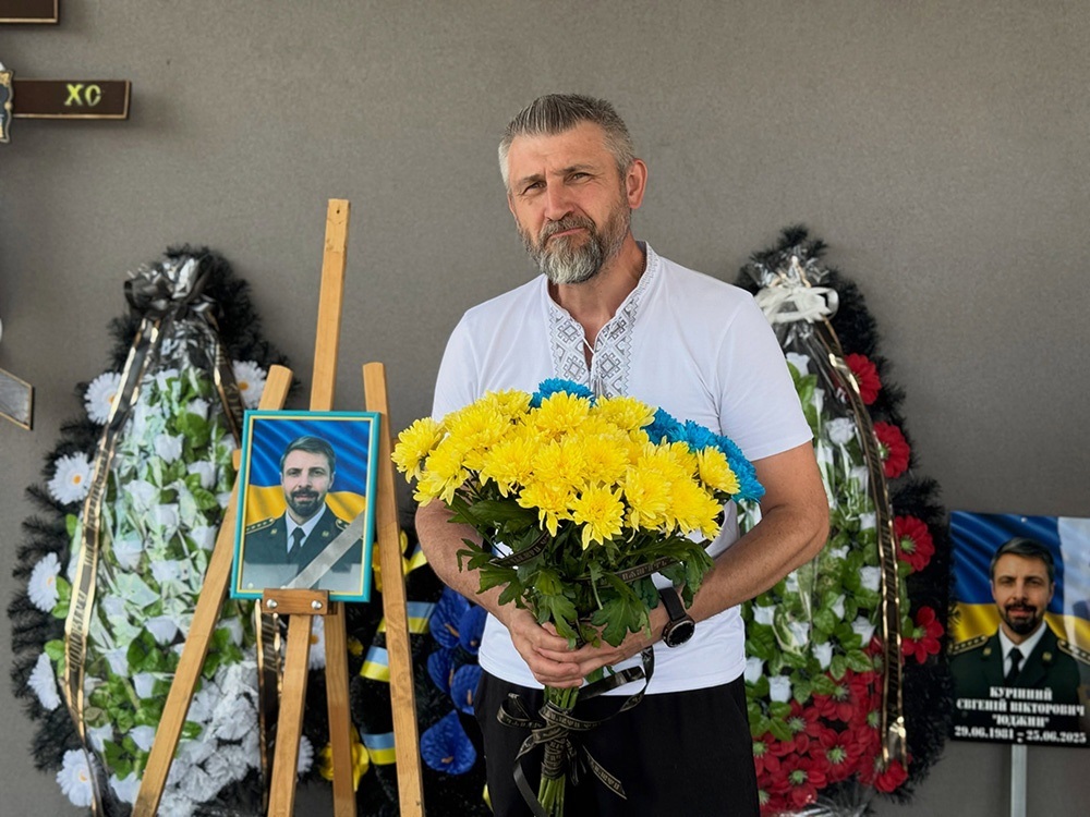 В Бучі провели в останню путь воїна Євгенія Курінного - 6