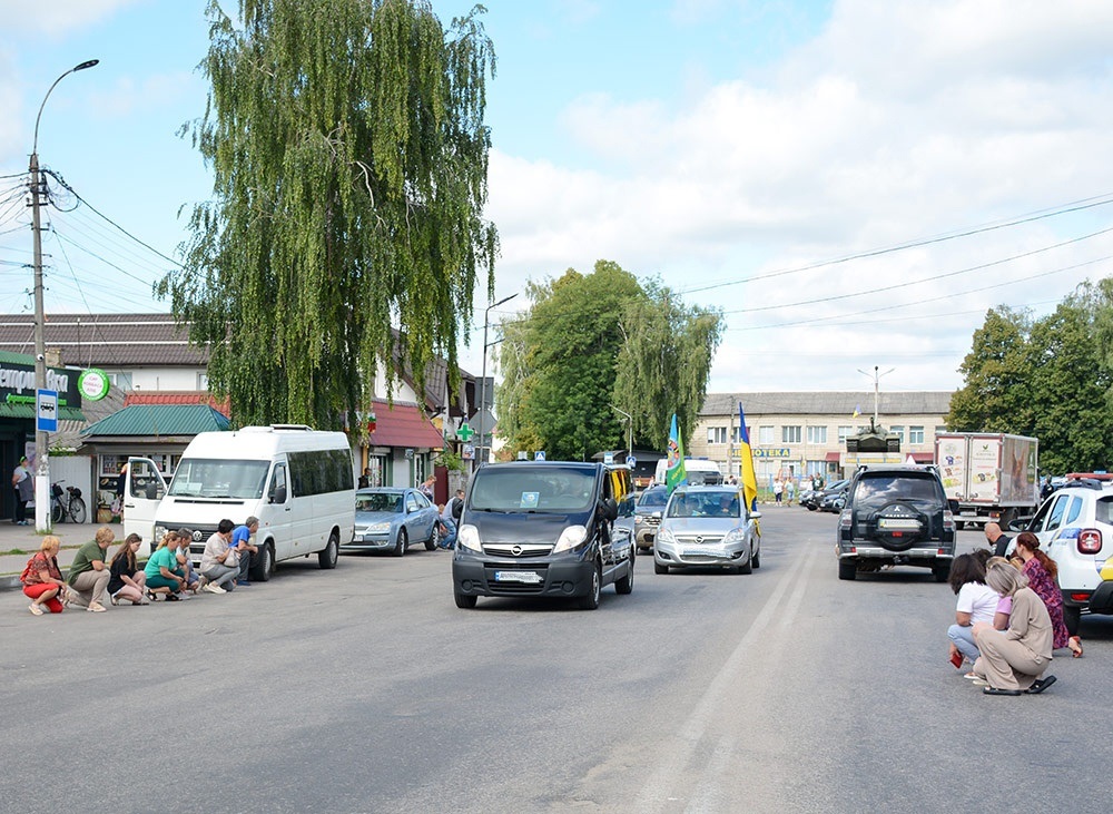 Кагарлик прощається із воїном Євгенієм Вашекою