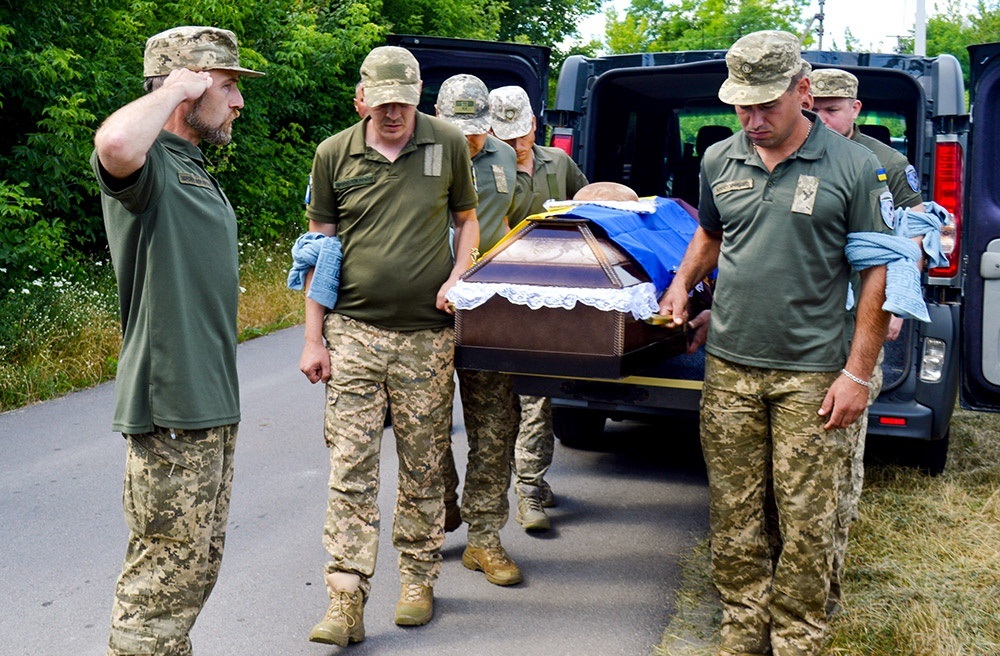 У Кагарлику провели в останню путь воїна Євгенія Вашеку