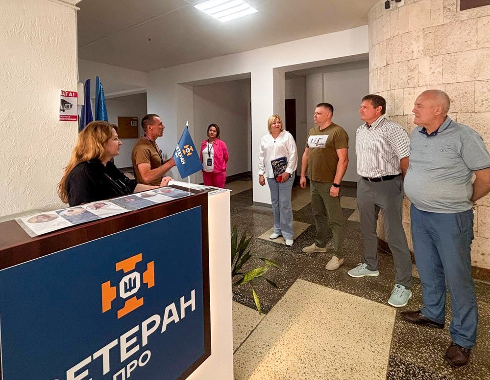 Делегація Київської ОДА під час візиту до Ветеранського простору  у Кагарлику