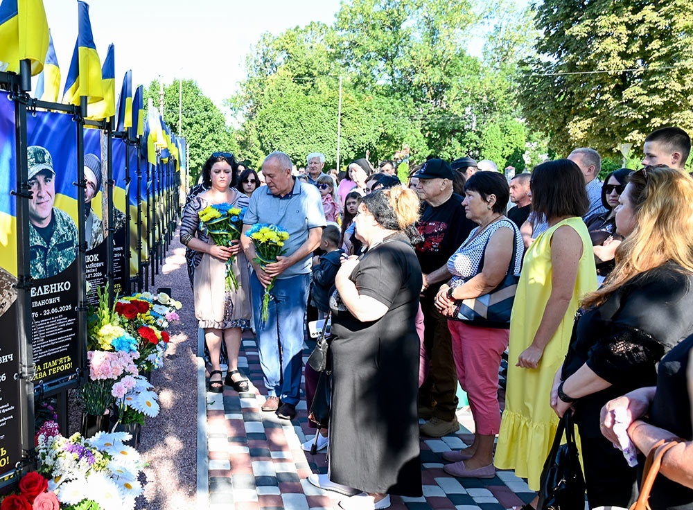 відкриття нових меморіальних банерів загиблим воїнам на Алеї Слави в Кагарлику - 1