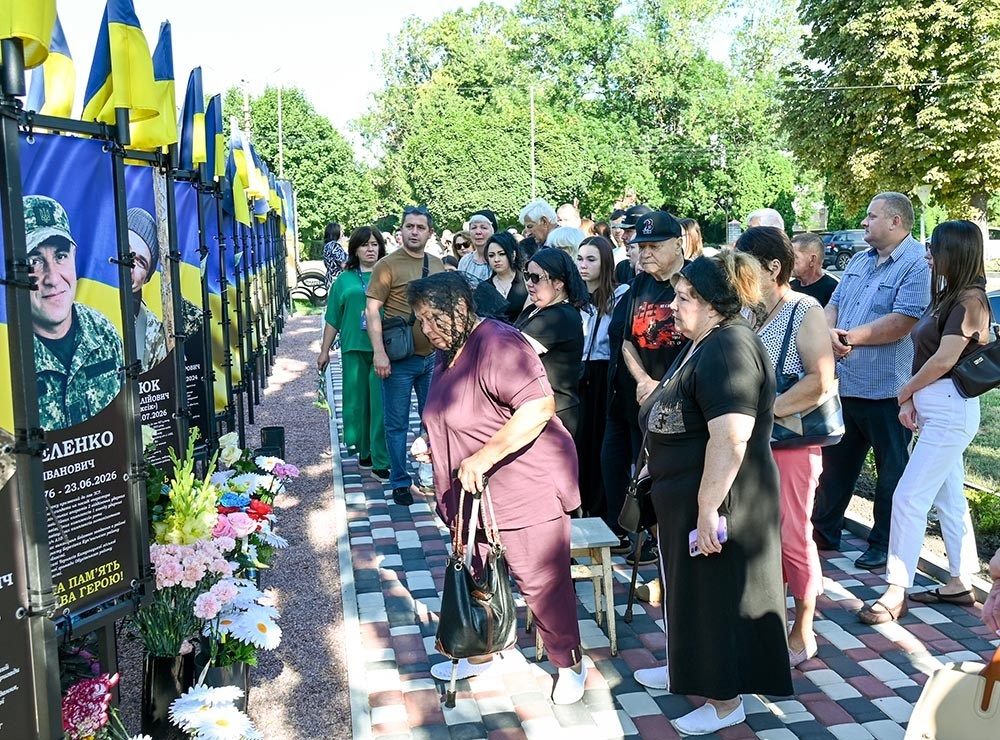 відкриття нових меморіальних банерів загиблим воїнам на Алеї Слави в Кагарлику - 3